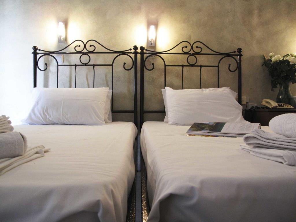 Hotel Azur Kriopigi Habitación foto