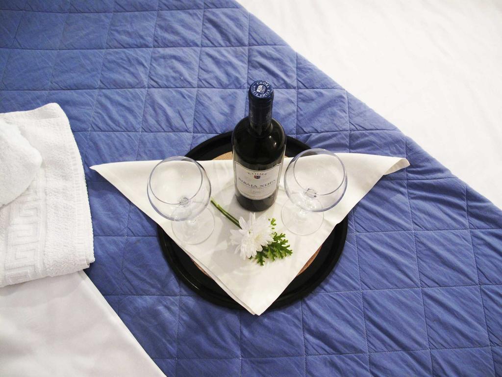 Hotel Azur Kriopigi Habitación foto